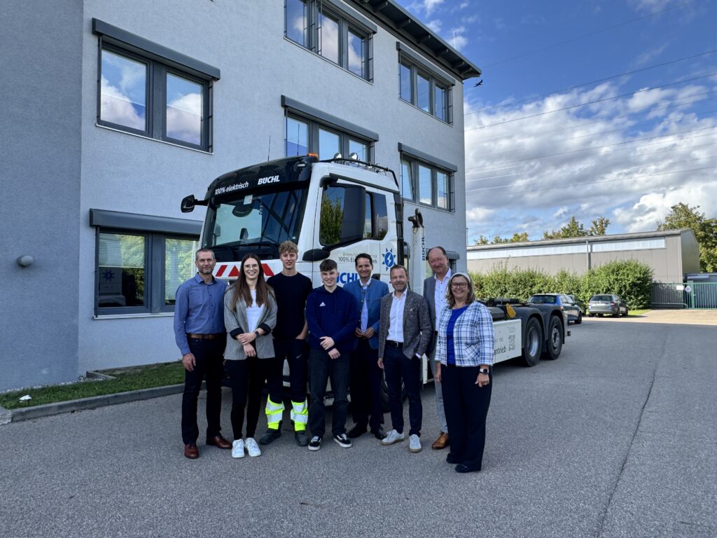 Pressegespräch IHK-Regionalausschuss bei BÜCHL_Gruppenbild_11.09.2025