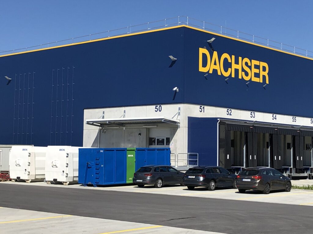 Titelmotiv_DACHSER Logistikzentrum Ingolstadt setzt auf BÜCHL